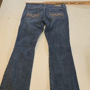 Seven7 Low Rise Boot Cut Jeans Darker Wash Womens Size 30 x 32 Logo Pockets